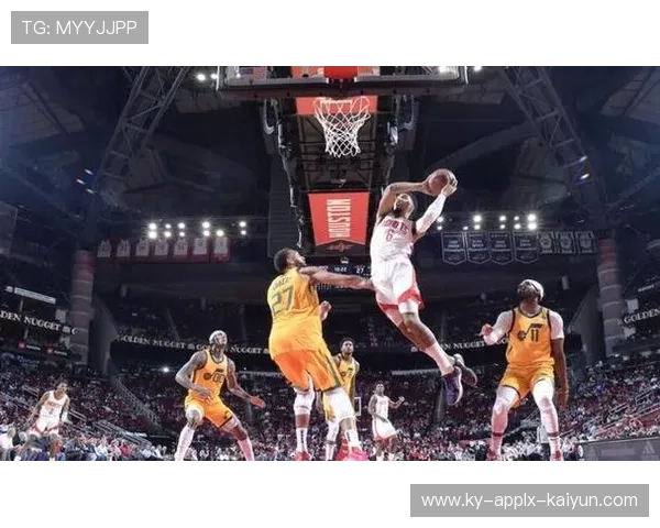 火箭队对掘金的比赛录像精彩集锦与赛况回放